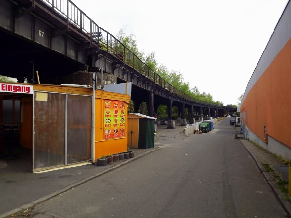 теперь не работает, но смотрится красиво