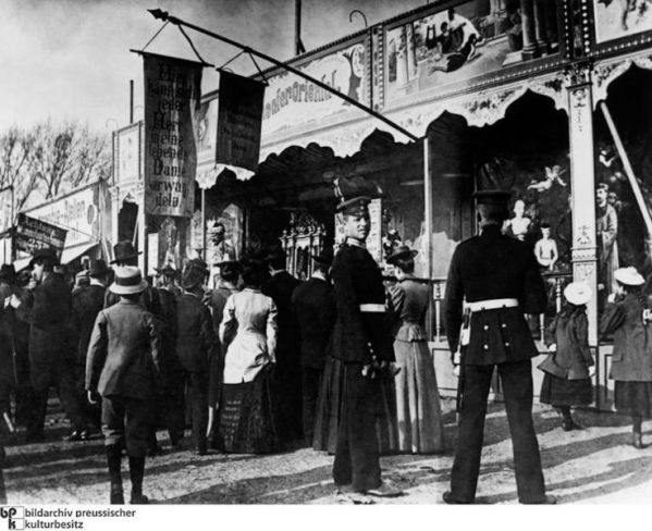 c4d3eca27ea412a5cbc6700674ef31d4-berlin-cirque